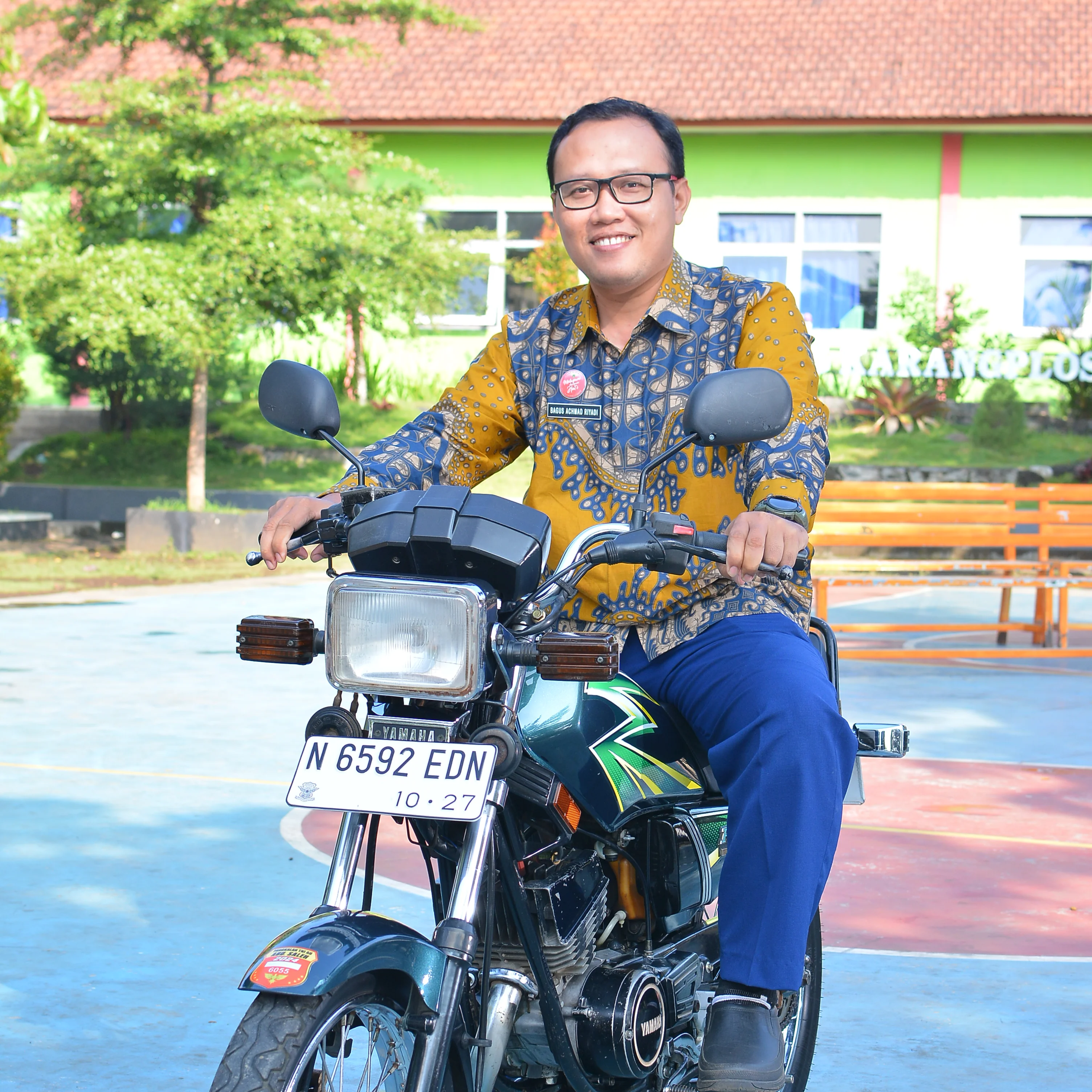 BAGUS ACHMAD RIYADI, S.Pd.I.